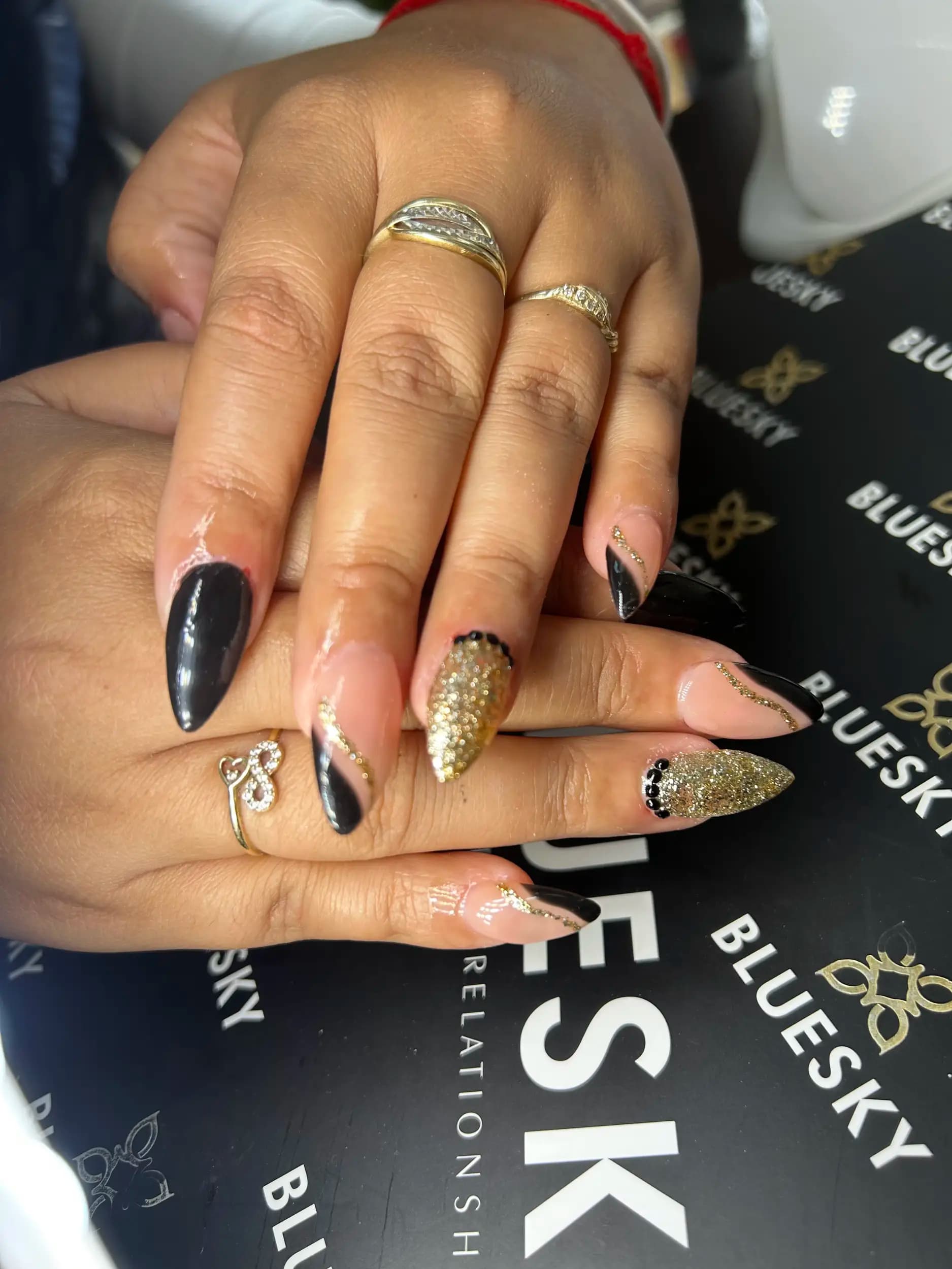 Салон Нана терапевтичен педикюр-маникюр