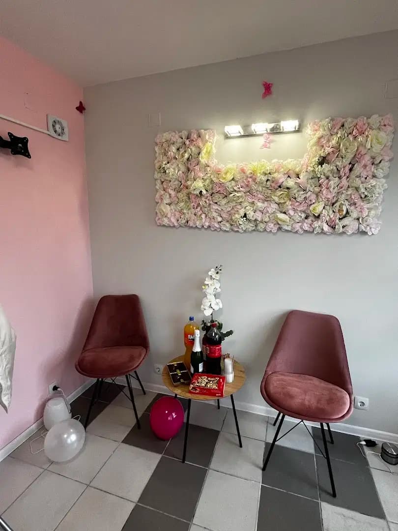 Studio Happy Nails Маникюр/Ноктопластика/Педикюр