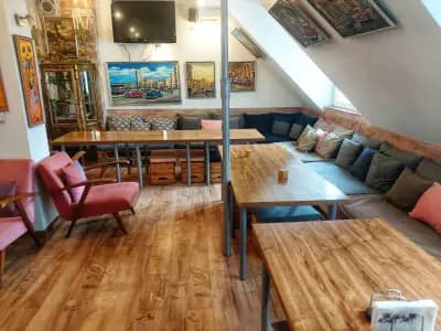 Либери център ЕООД