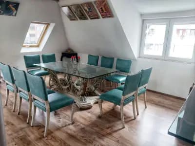 Либери център ЕООД