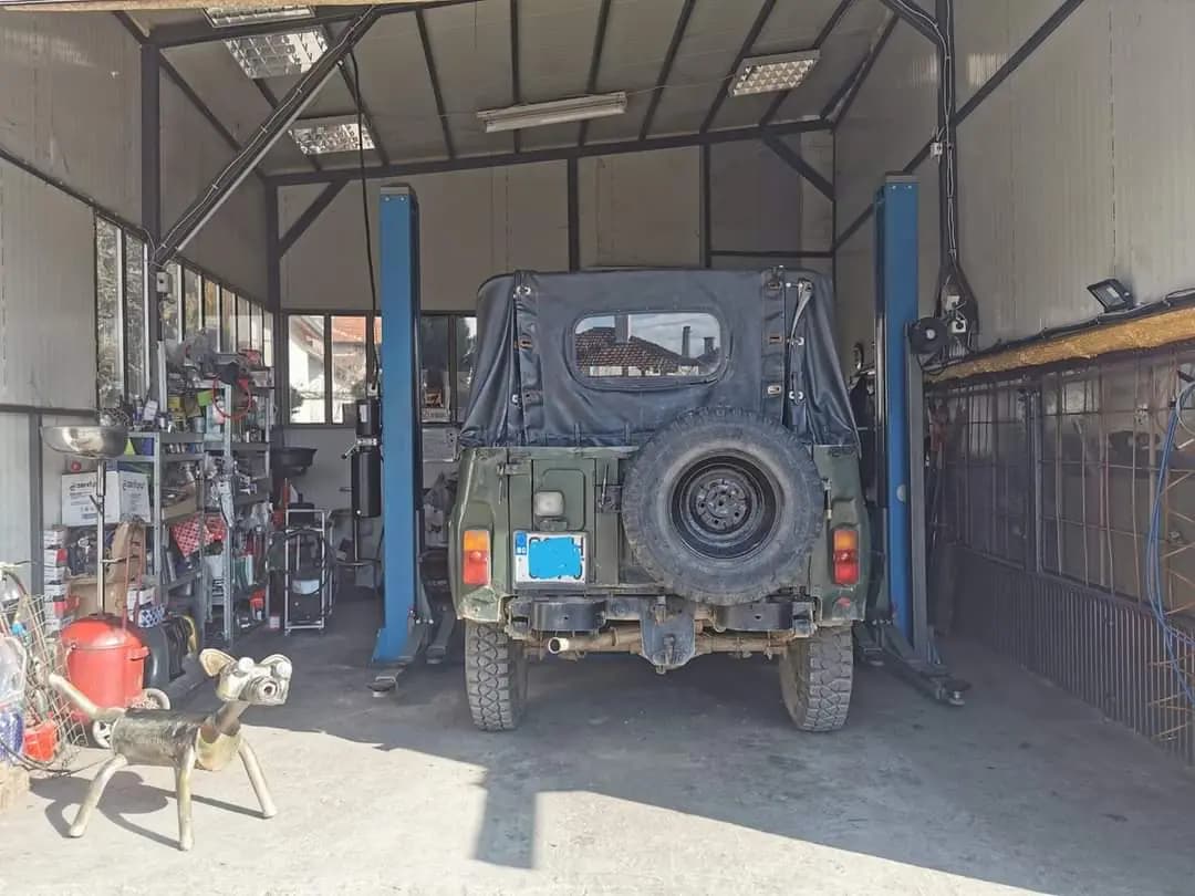Автомобилен сервиз Ауспуси КарАуспо