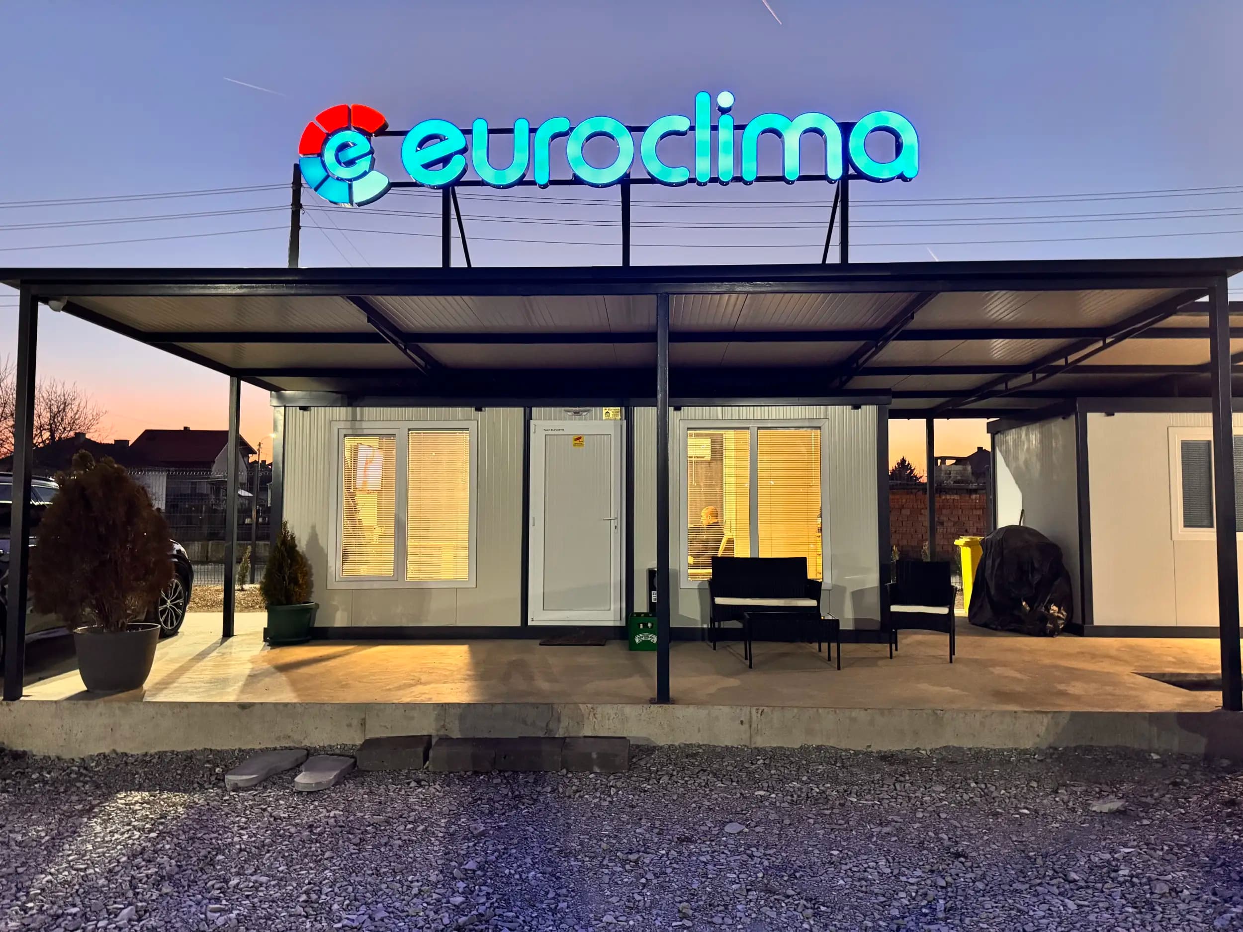 Евроклима ЕООД-климатици и складова база