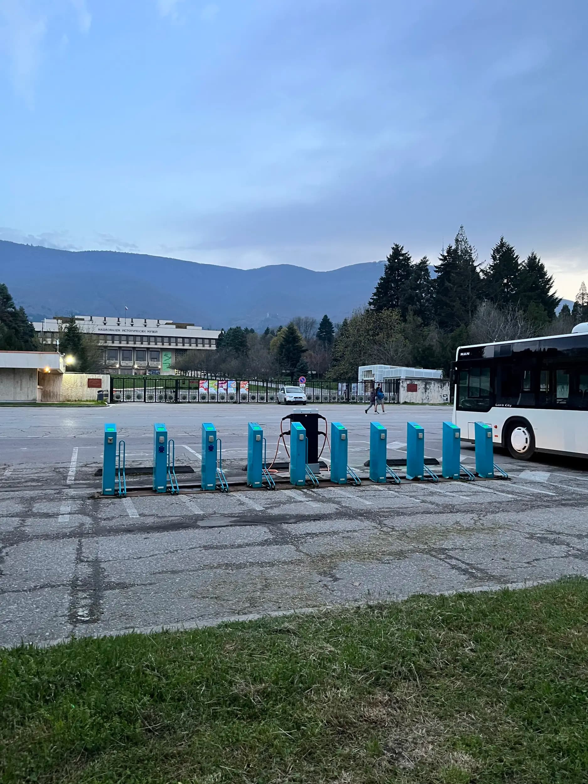 Станция за зареждане ElDrive