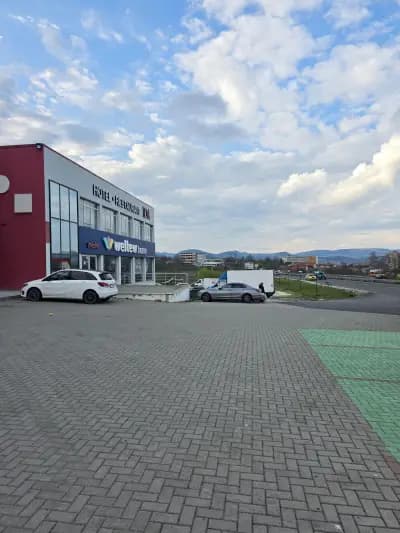 Станция за зареждане Fines