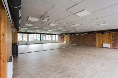 One Space - Танци, Йога, Бойни Изкуства.