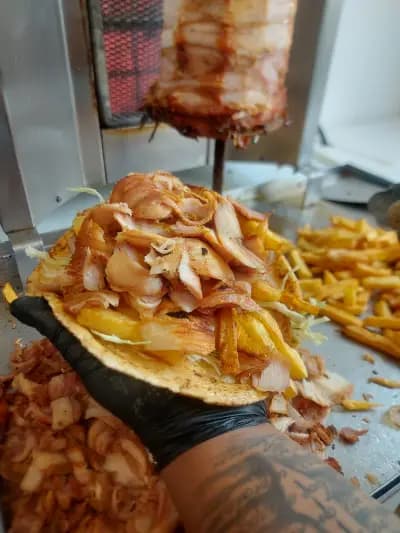 Дюнери Дави