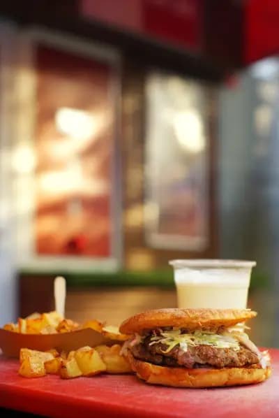 MaliBeograd Srpski Burger