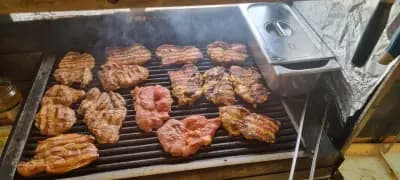 Българска скара Боби