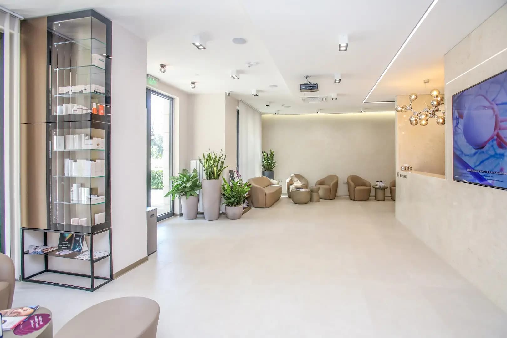 Хил клиник, Нов Дерма център / Hill clinic, New Derma center