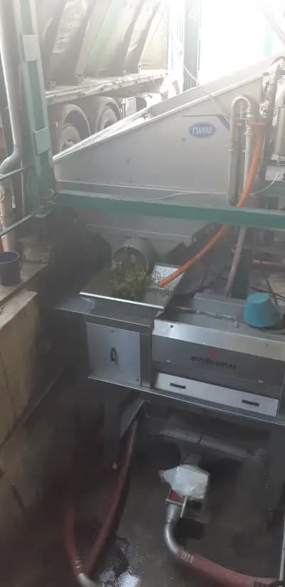 Винарска изба Съединение