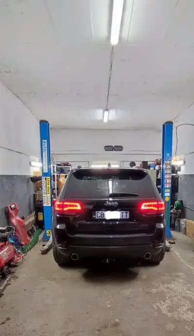 Stan’s Garage / Гаража на Стан