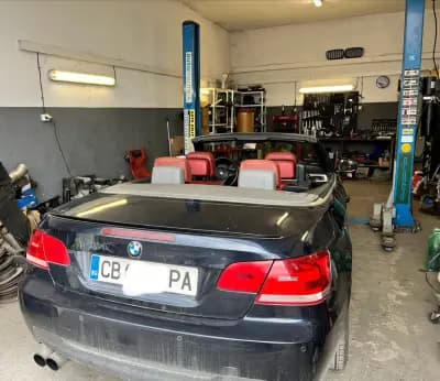 Stan’s Garage / Гаража на Стан