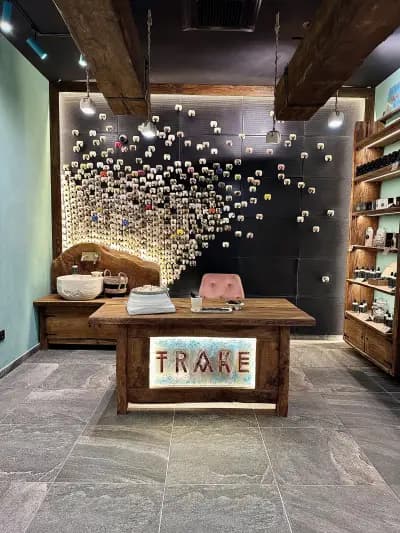 TRAKE Concept Store - Магазин за натурална козметика, ароматни свещи и подаръци с Роза Дамасцена