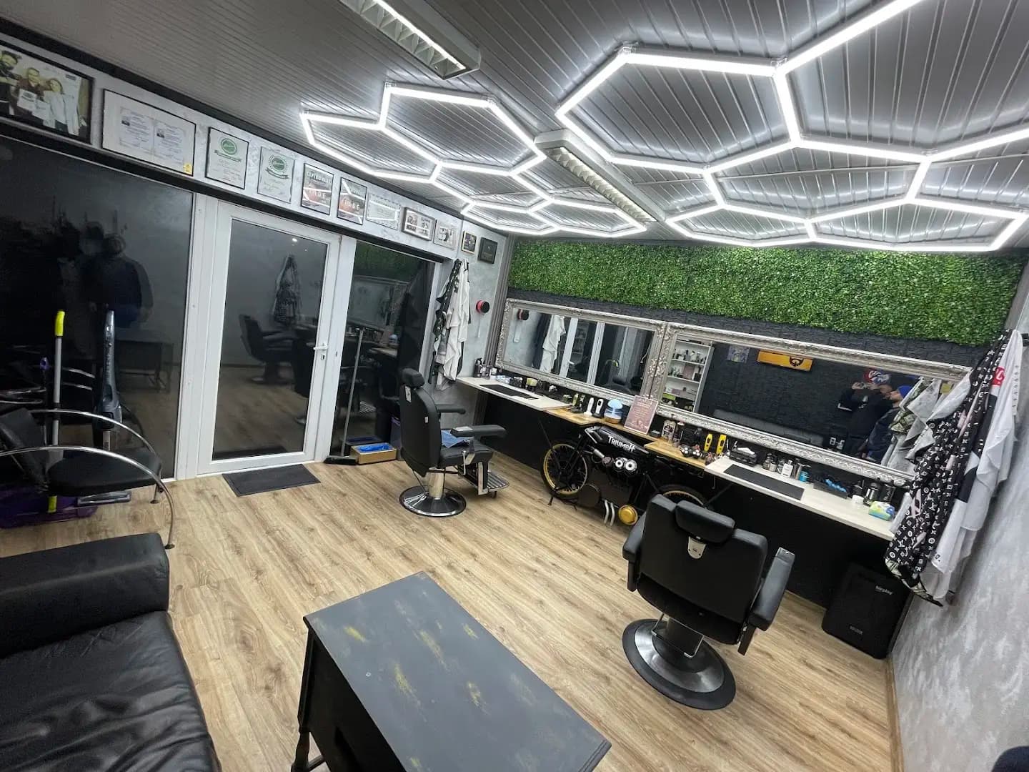 Doni Barber Shop