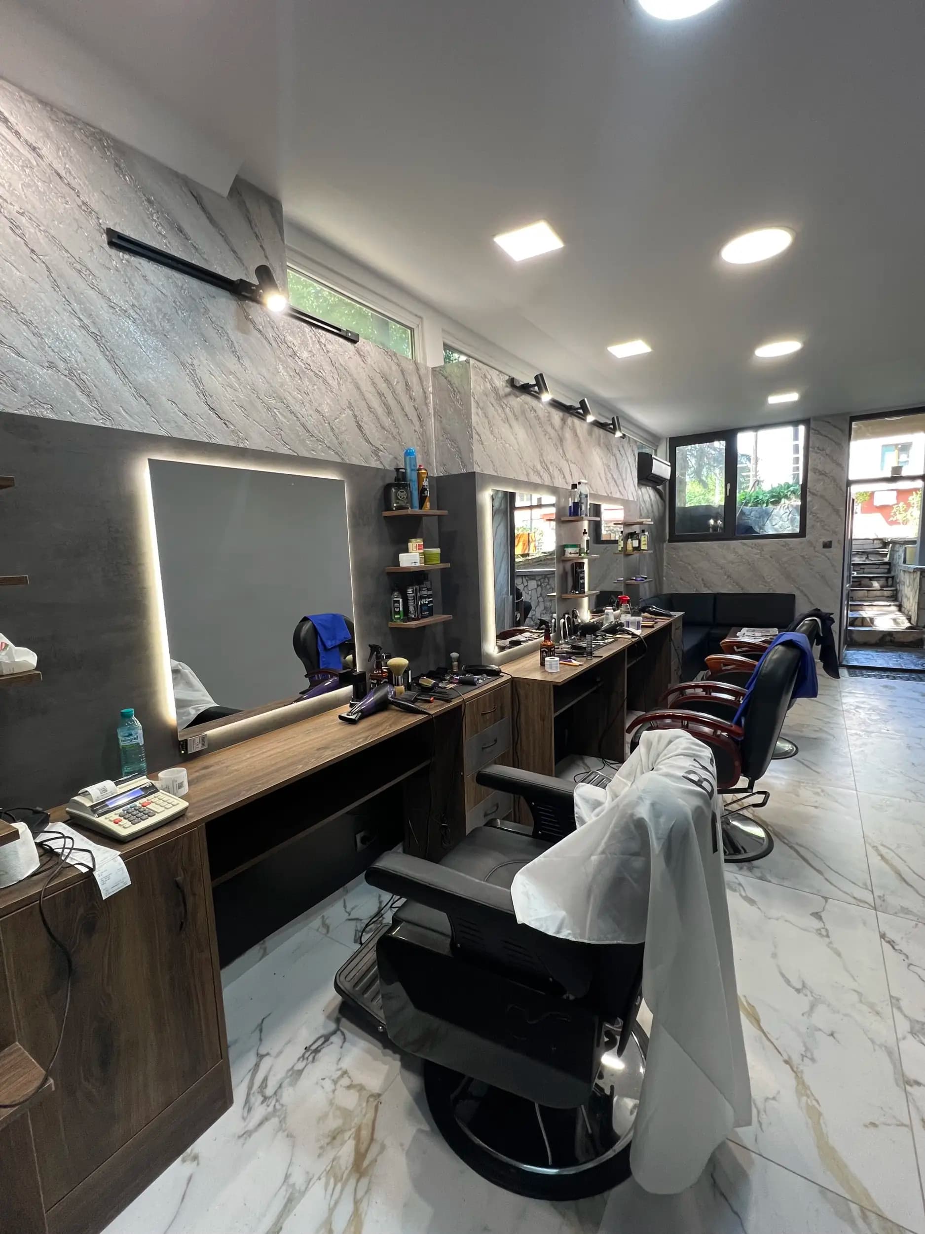 Alben's Barbershop