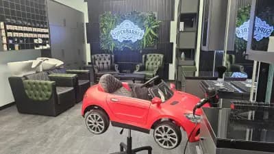 SuperBarber Iztok І Бръснарница І Бръснар І Подстригване І Оформяне на брада и вежди