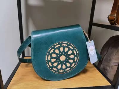 Ринг ЕООД - Обувки, дрехи, аксесоари