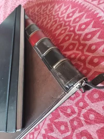 Тайна книга