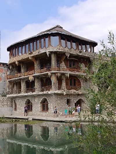 Луковит