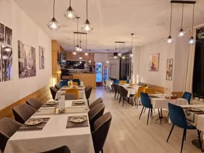 Julia Restaurant