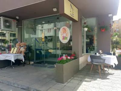 Julia Restaurant