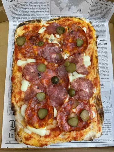 Felis pizza, bar & deli