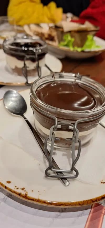 Ресторант "Соколови къщи"