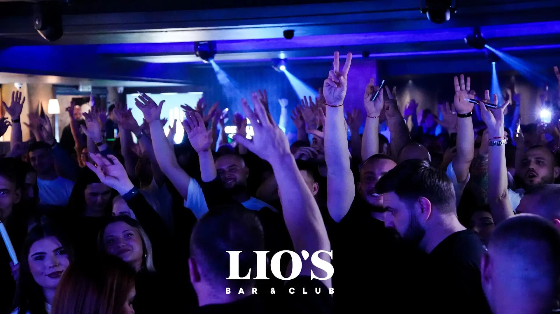 LIO'S BAR & CLUB