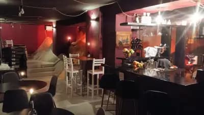 Bar Pinot