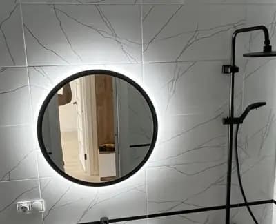 Lidiya Mirror