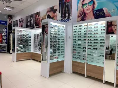 Joy Optics - West Mall, ниво -1