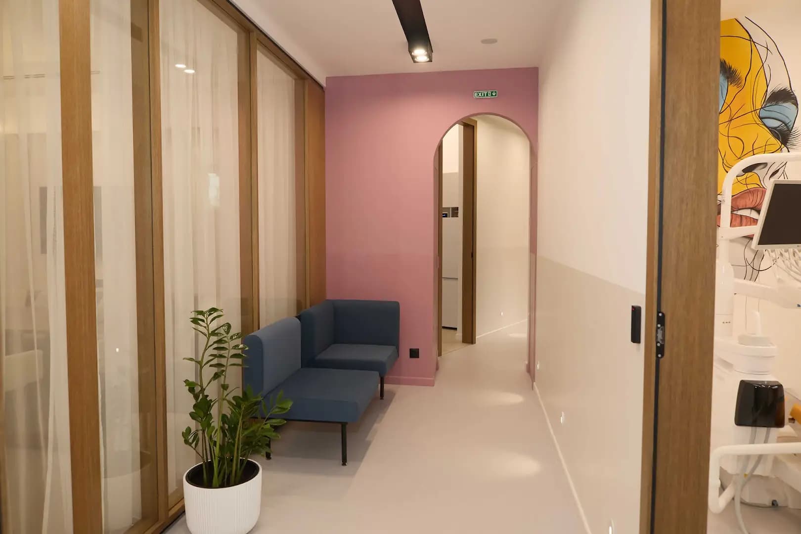 Дентална клиника Кобакова (Kobakova Dental Clinic)