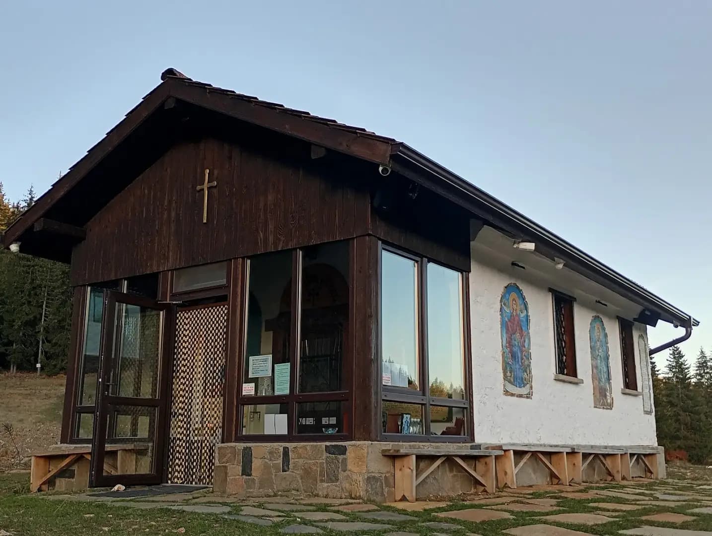 Параклис „Свети света великомъченици Кирик и Юлита“