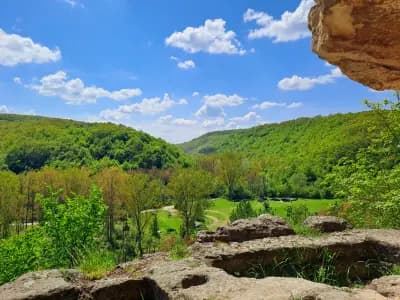 Алботински скален манастир