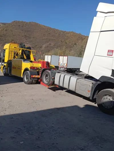 Truck service and assistance