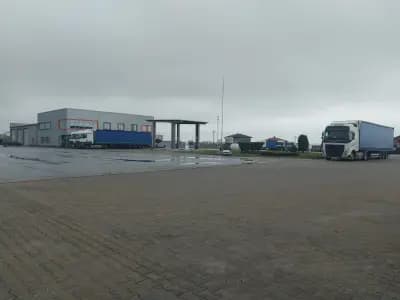 Сервиз за камиони
