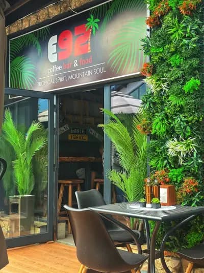 E92 Coffee Bar & Food