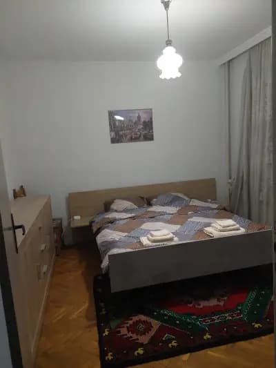 Нощувки в апартамент "У дома"