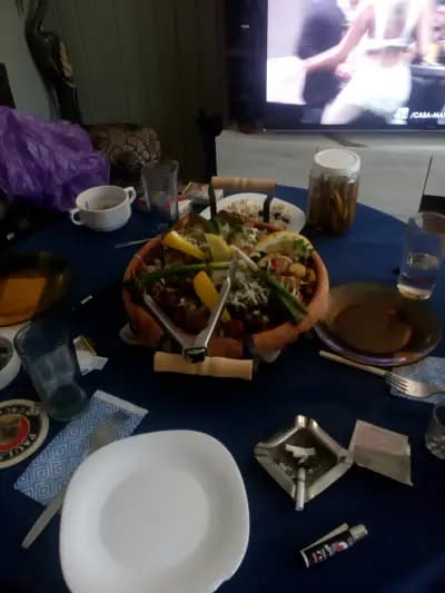 Семеен хотел "Аризона"