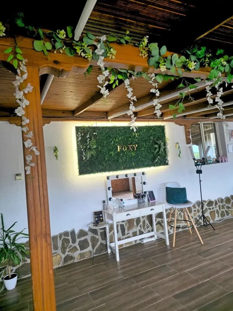 FOXY Beauty Studio