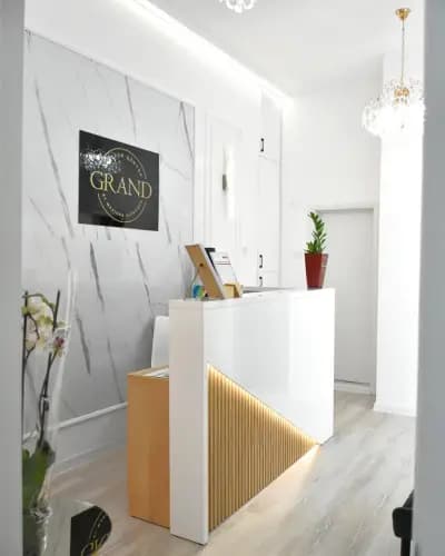 Лазерен център GRAND by Mariana Aleksieva