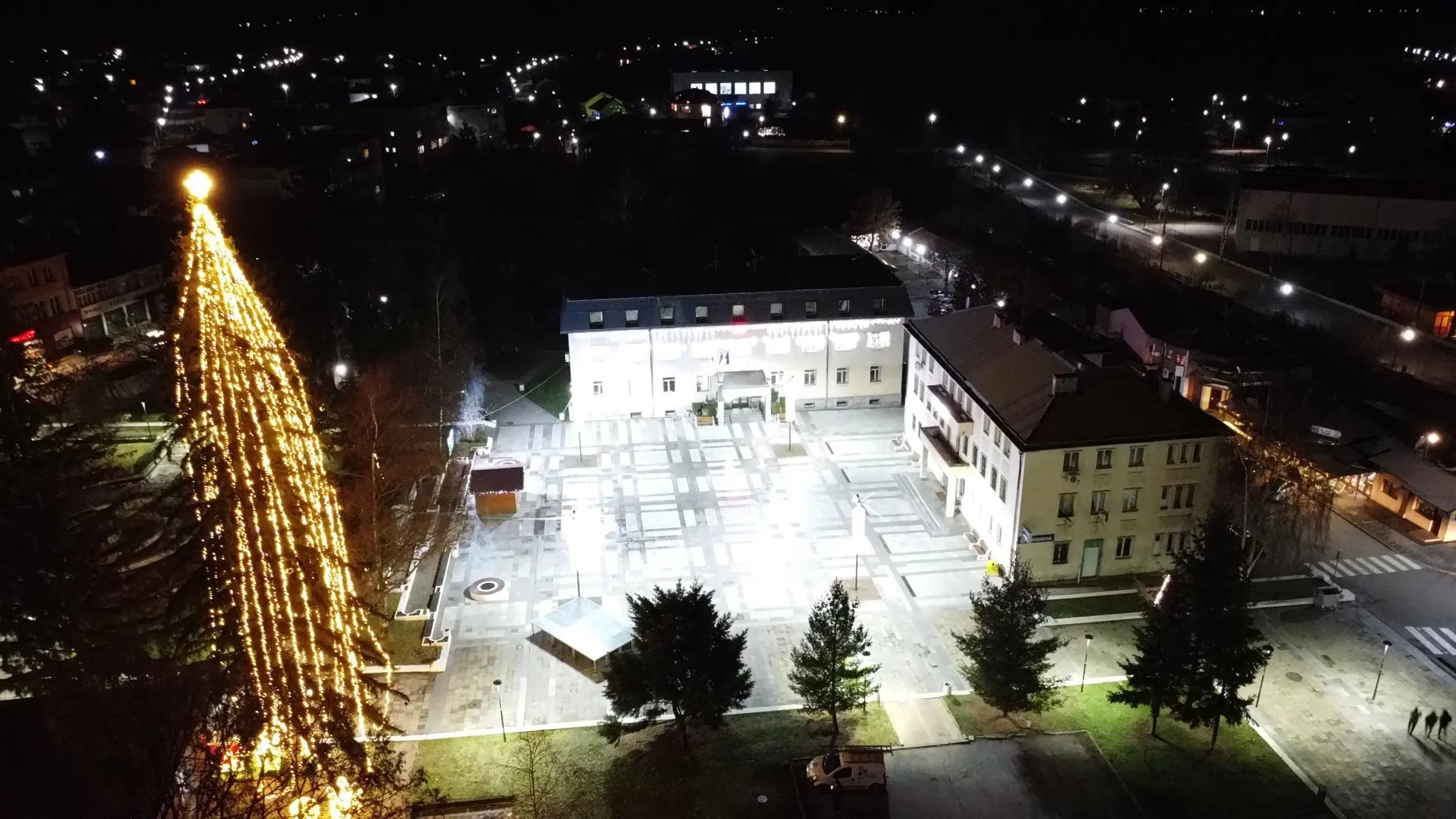 "Равик Д" ООД