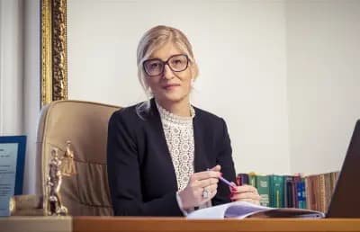 Цветелина Трайкова Адвокат