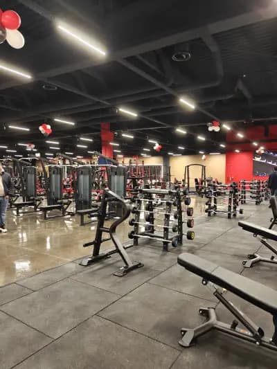 West Gym – Park Maxx