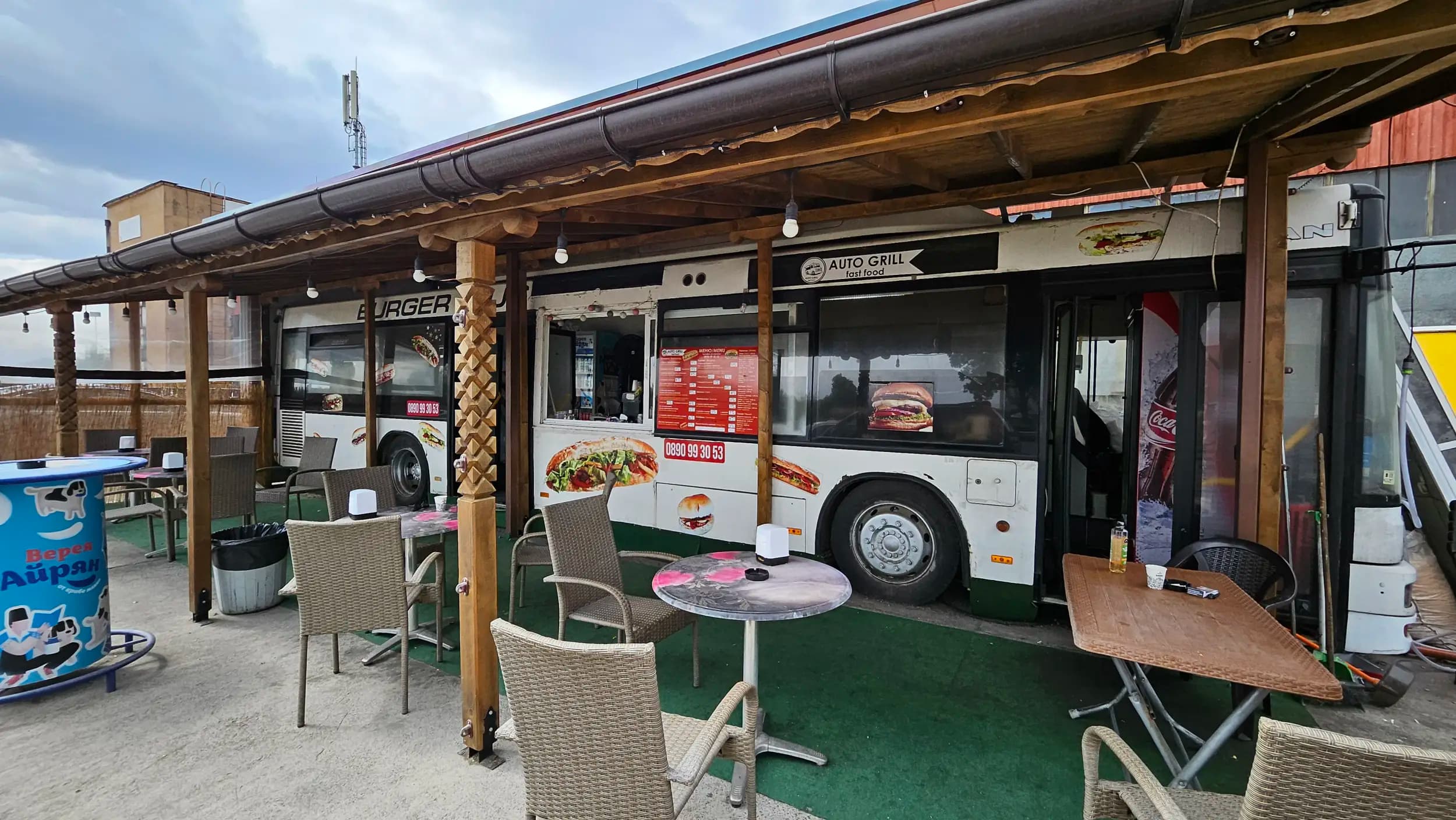 Burger bus