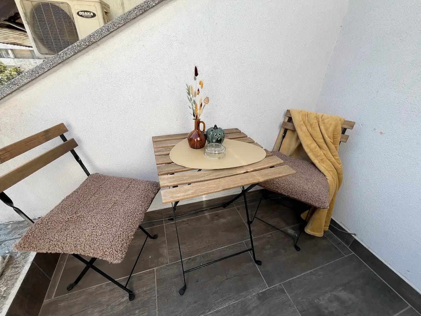 stylish three bed condo