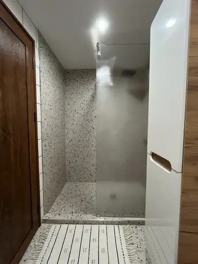 Stylish three bed condo