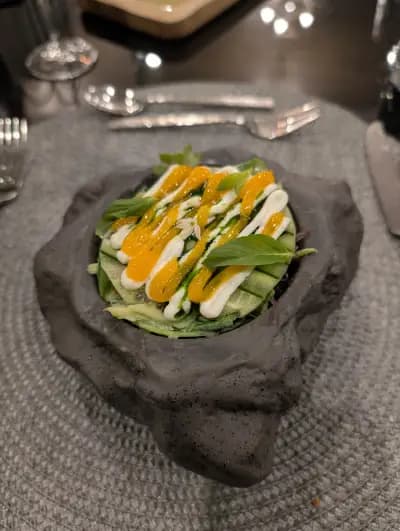 Chalet Petrohan & Restaurant Teya