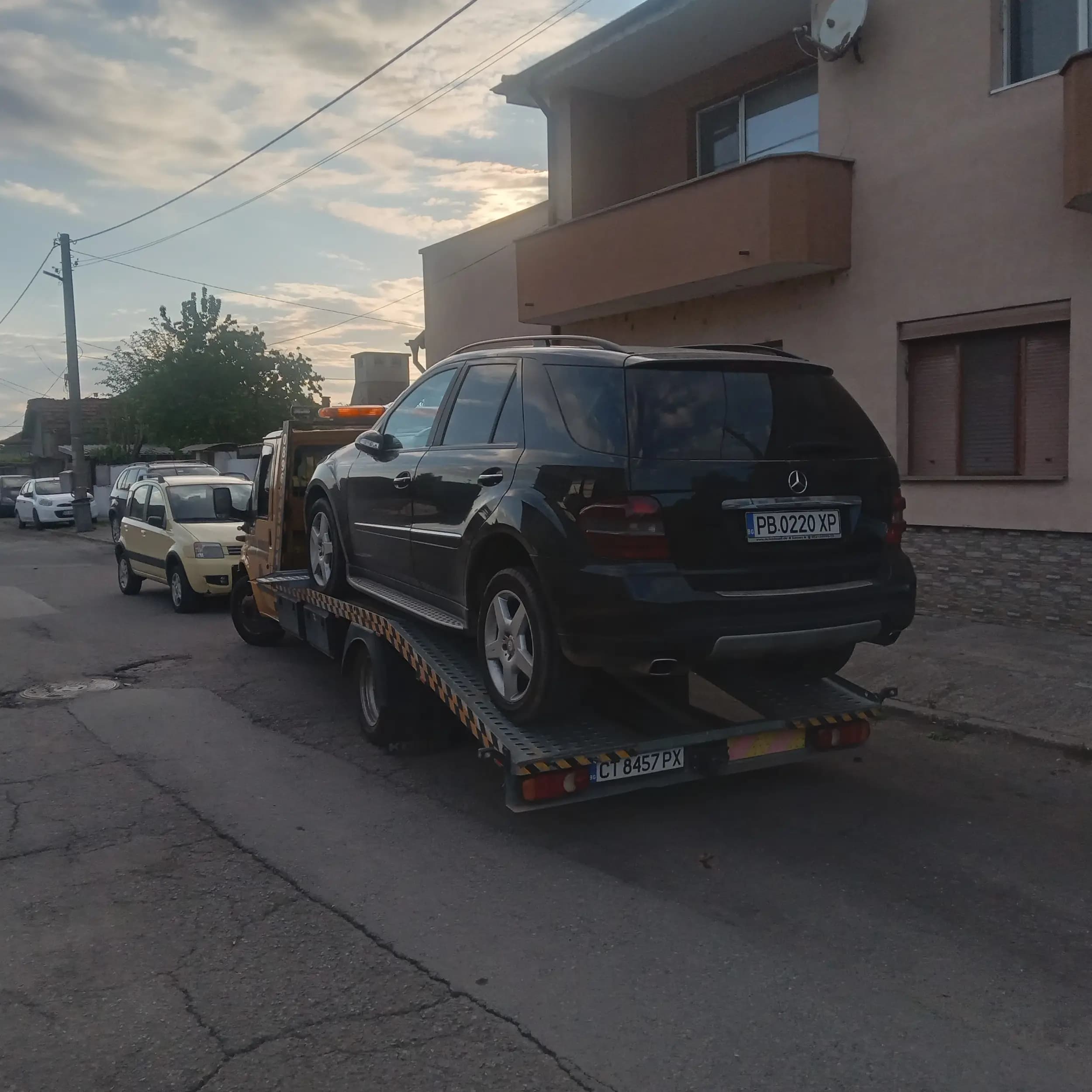 ПЪТНА ПОМОЩ ЖИВЕЛ-ЖМ ЕООД