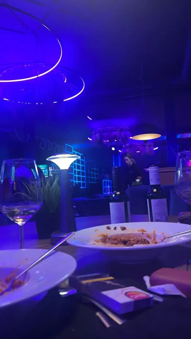 Face bar and dinner